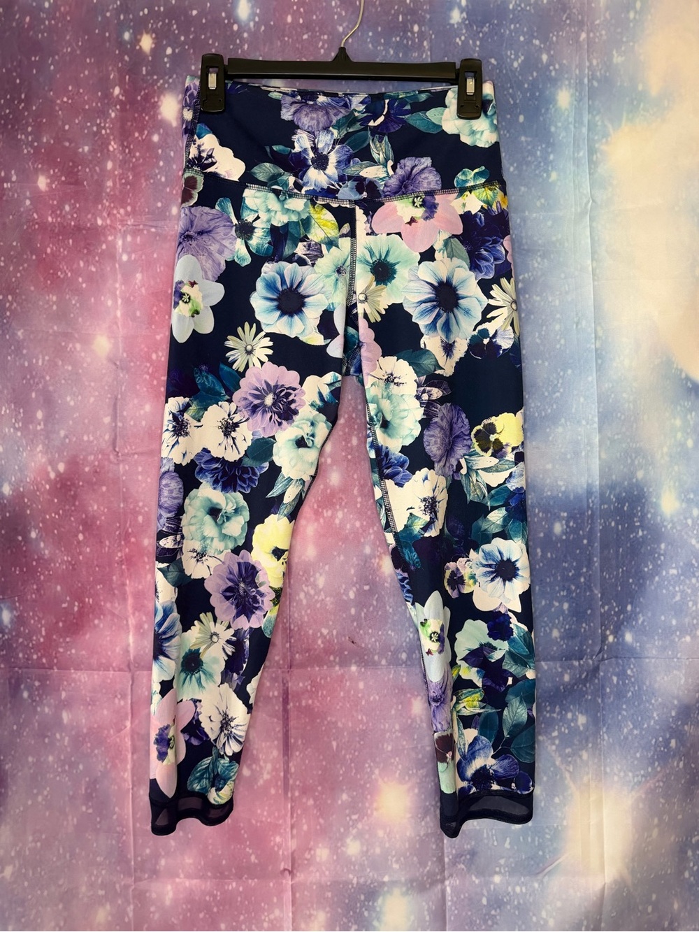 Old navy active floral cropped leggings 🛍